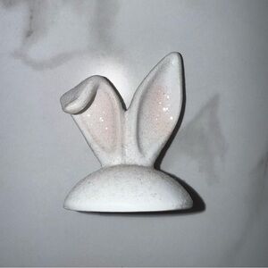 Bath and Body Works Easter Bunny Ears Candle Topper Magnet